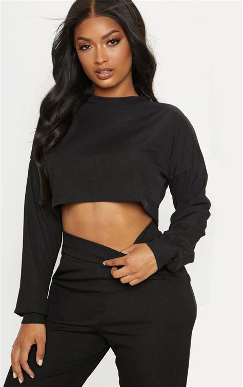 black extreme crop top